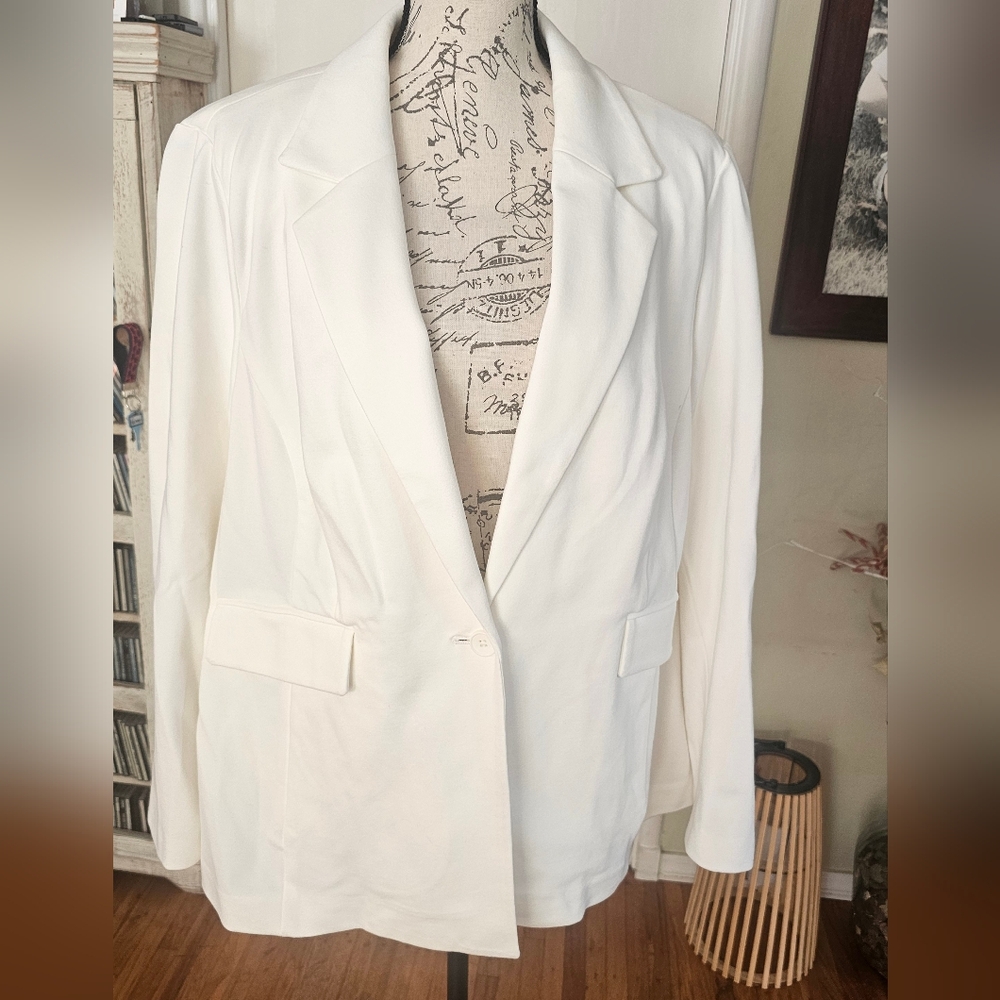 NWT ON 34th Washed White Women's Blazer, Size 2X